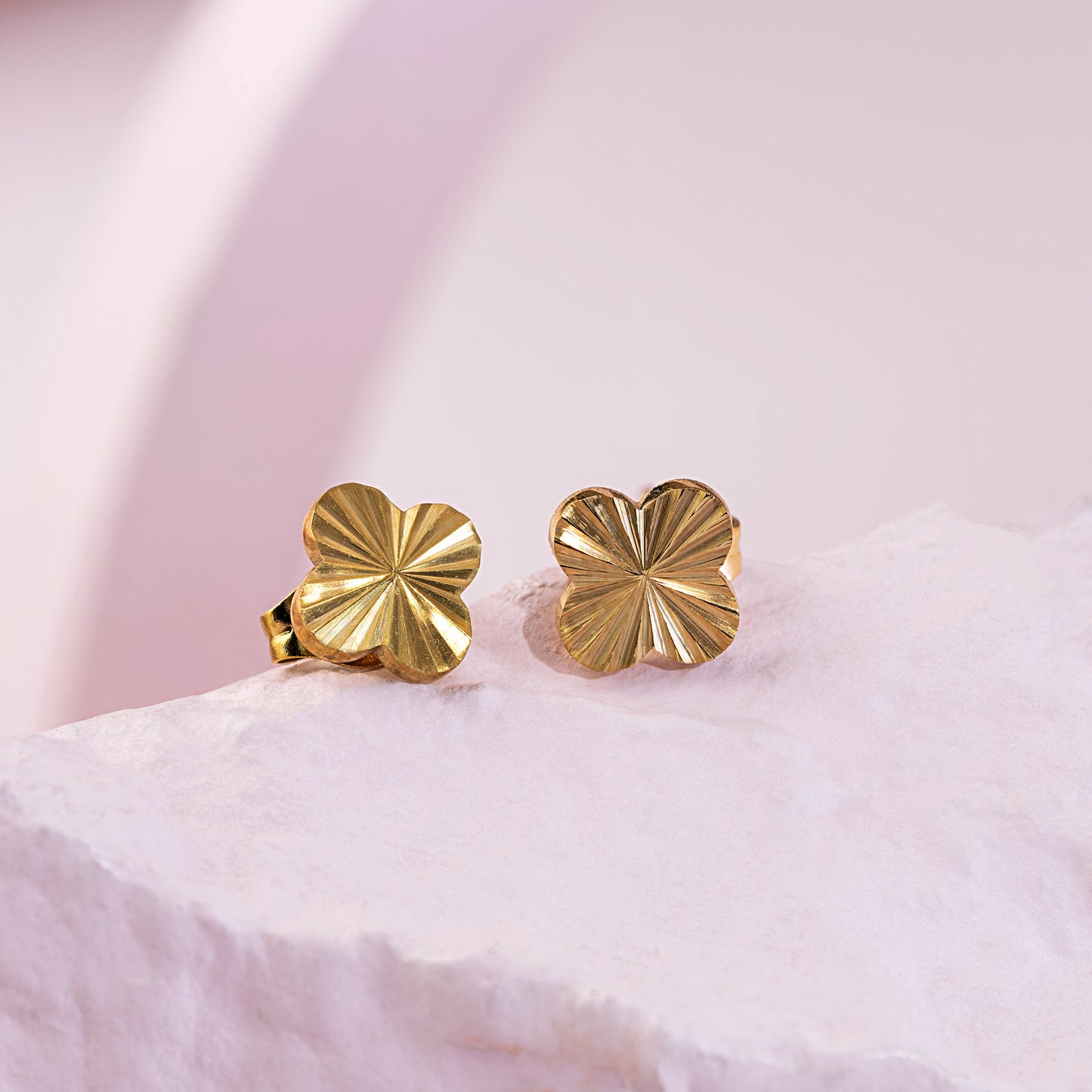 Earing Simple Sqaure